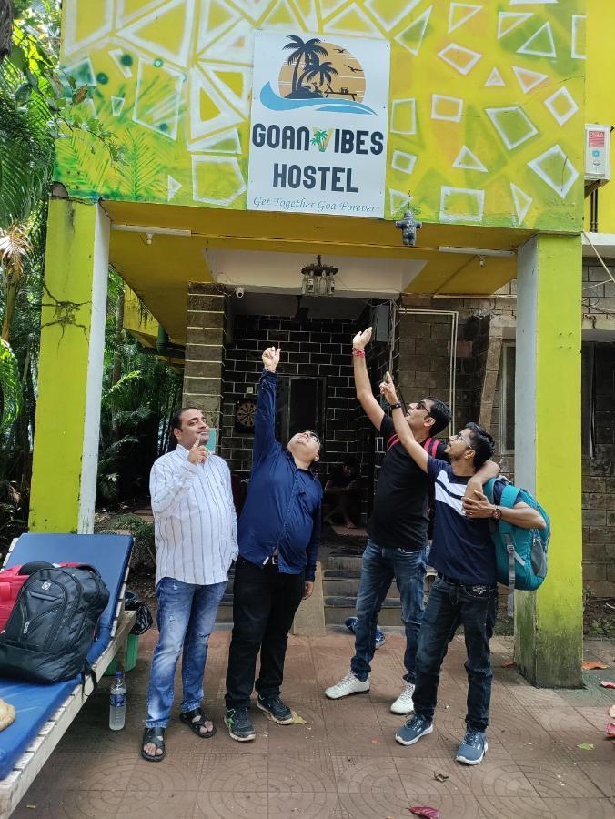 Goanvibes Hostel อันจูนา ภายนอก รูปภาพ
