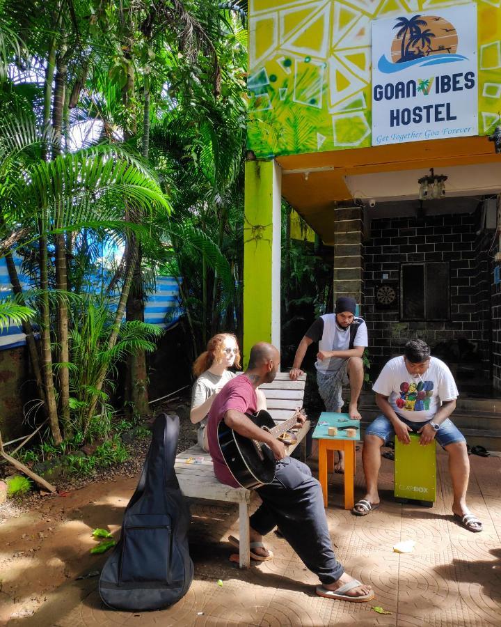 Goanvibes Hostel อันจูนา ภายนอก รูปภาพ