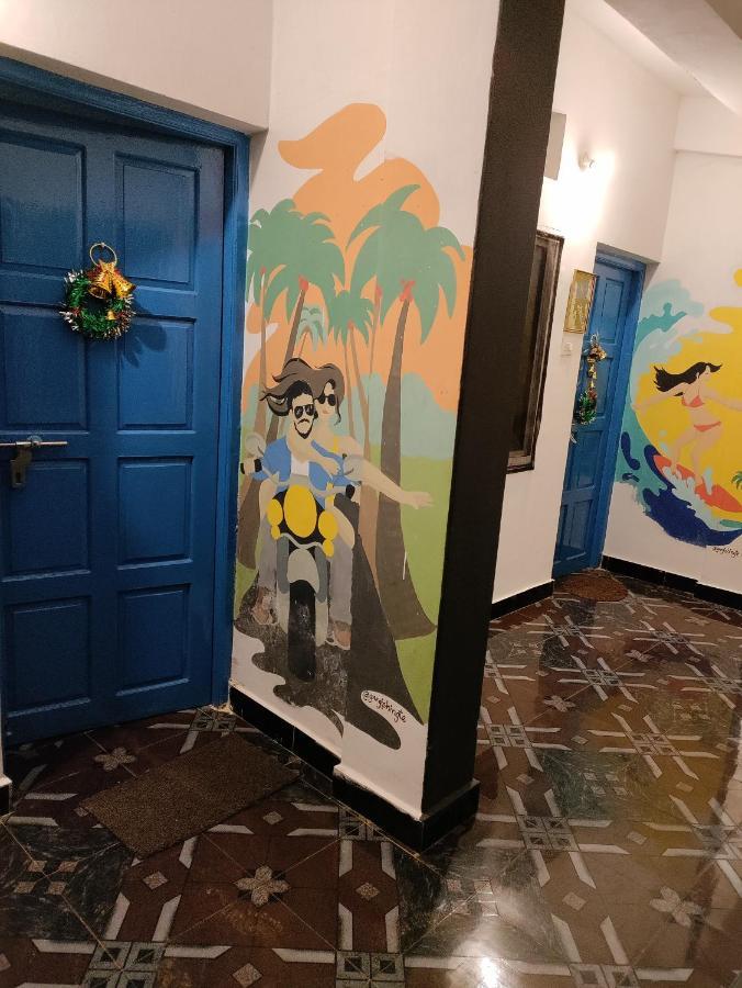 Goanvibes Hostel อันจูนา ภายนอก รูปภาพ