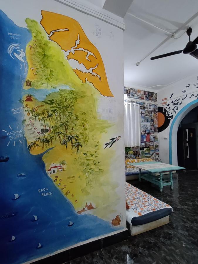 Goanvibes Hostel อันจูนา ภายนอก รูปภาพ