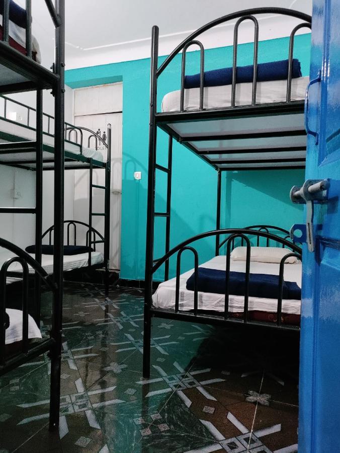 Goanvibes Hostel อันจูนา ภายนอก รูปภาพ